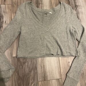 Sweater crop